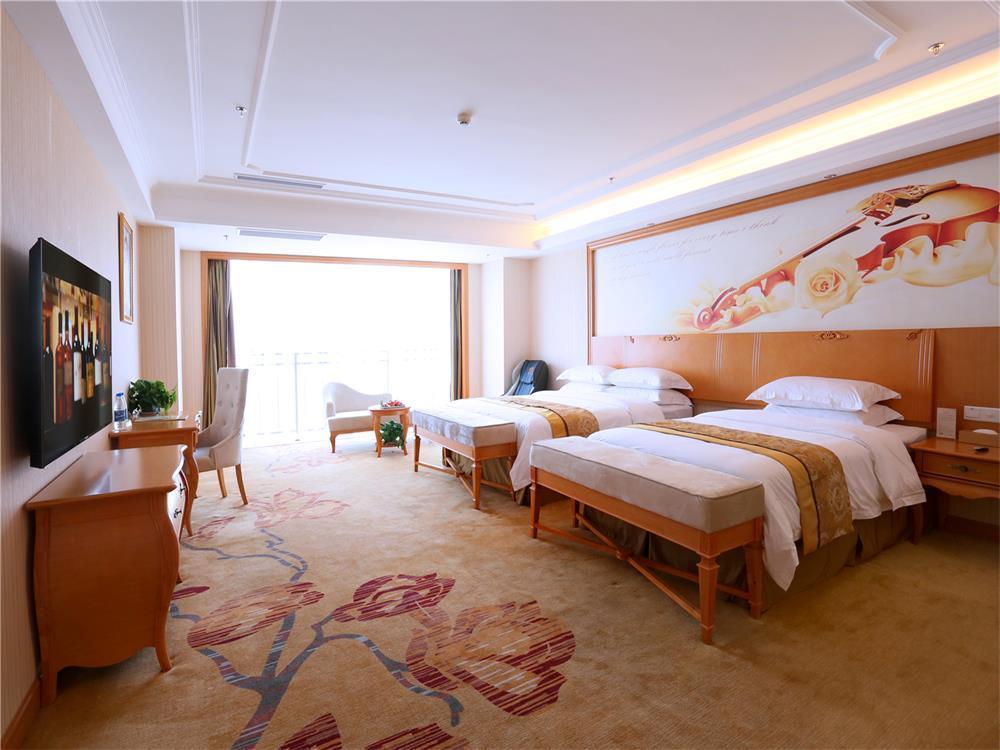 Vienna International Hotel Yantai Changjiang Road Xingyi Square Branch Bagian luar foto